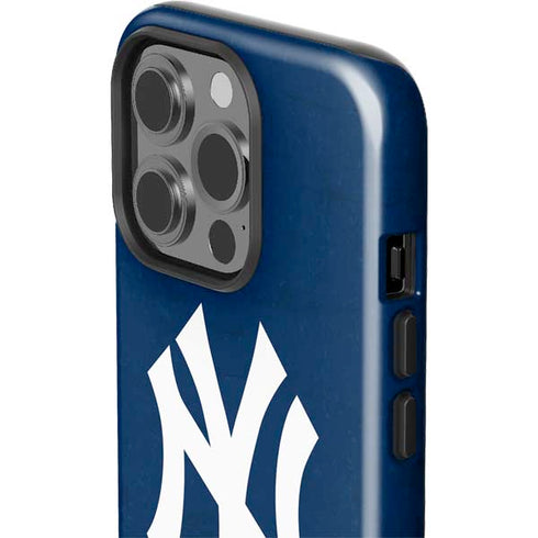 MLB New York Yankees - Solid Distressed iPhone 15 Pro Impact Case